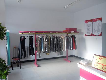 UCC洗衣干洗加盟店店內(nèi)一角