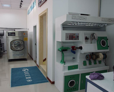 中型的干洗店開在哪里好？