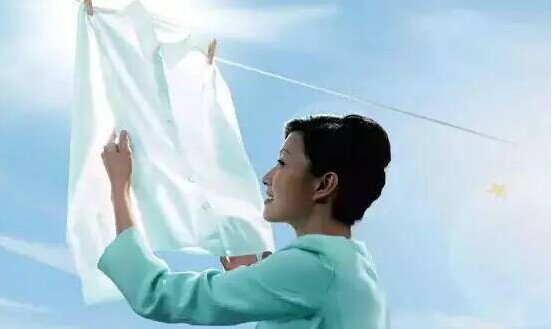 白色衣服要是染色了如何處理